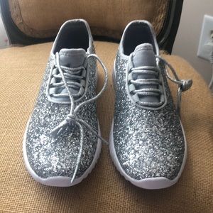 Silver sequined sneakers
